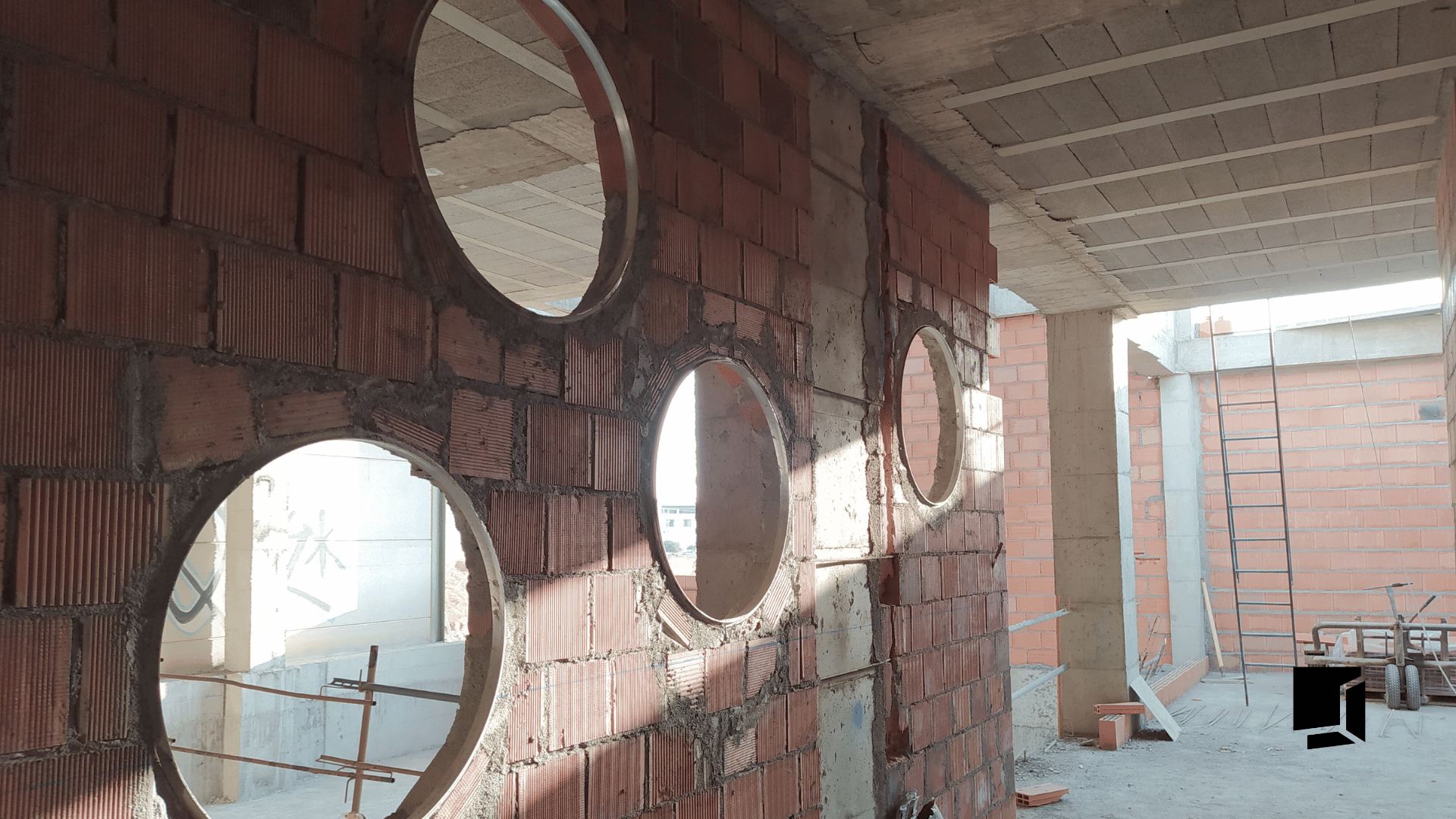 Piscina terapéutica para personas con movilidad reducida en El Ejido