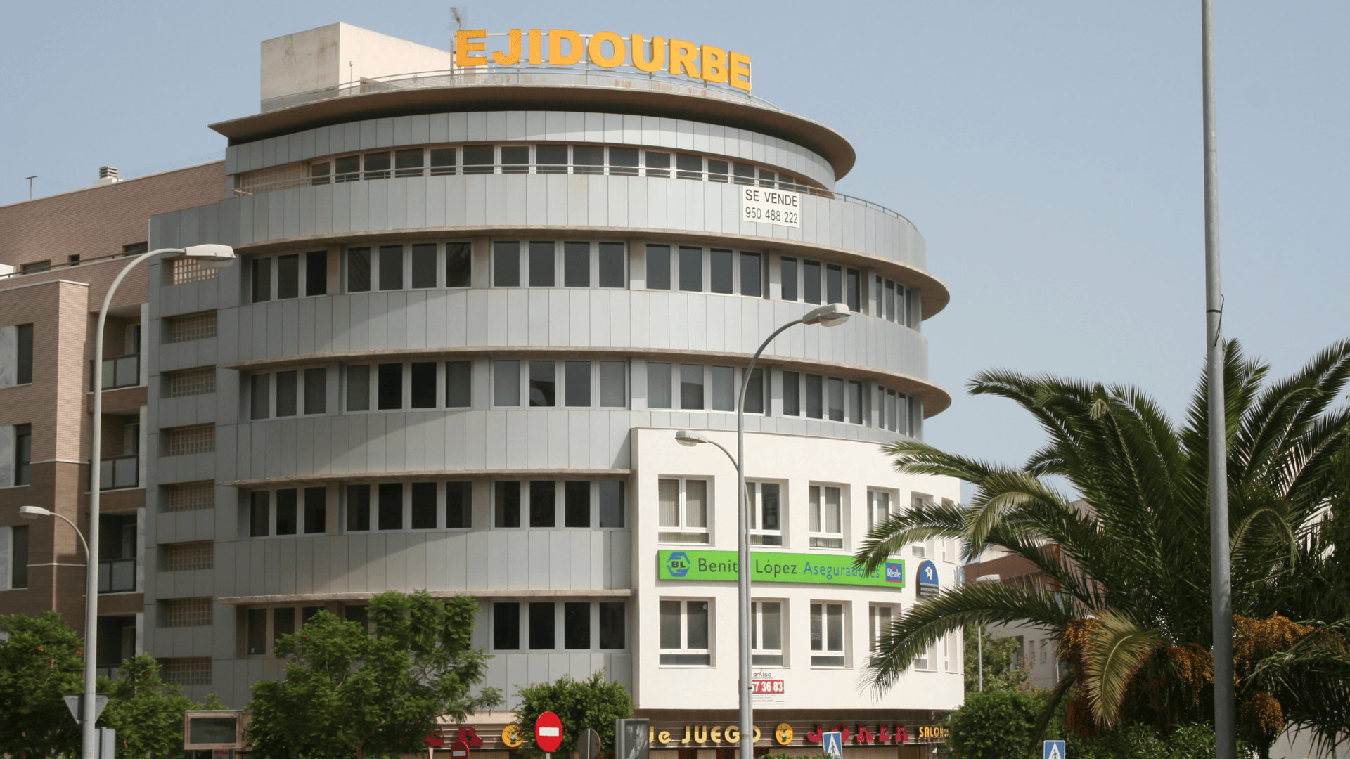 edificio de oficinas en El Ejido